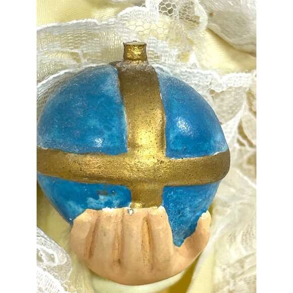 Infant Prague Child Jesus Chalk/Plaster Statue Robe Religious Vtg 11” Figurine - Picture 6 of 17